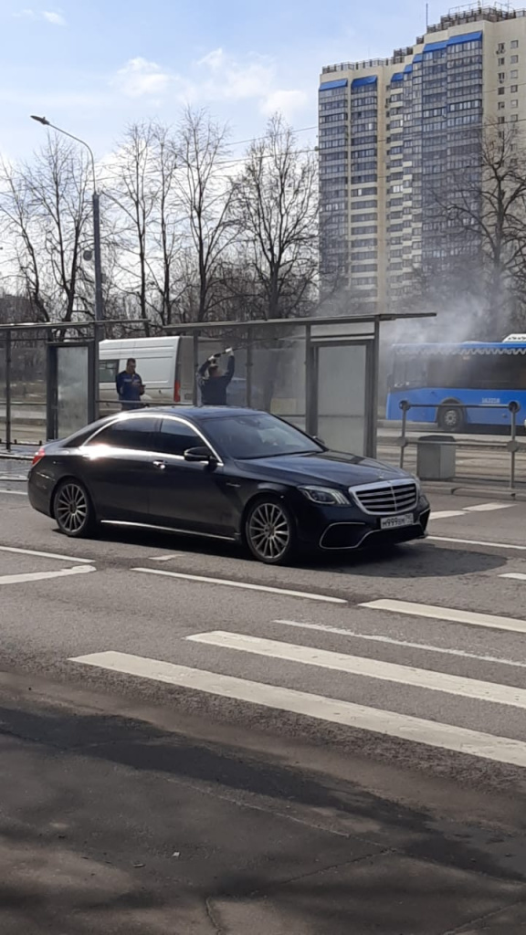 Промывка остановки, ул. Чертановская 2.jpeg Промывка остановки, ул. Чертановская 2.jpeg